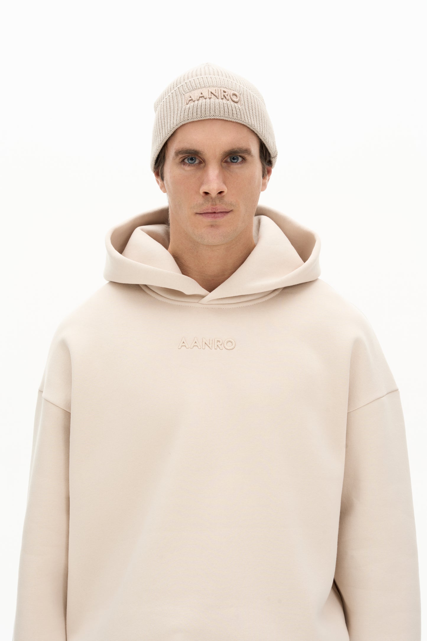 SIGNATURE LOGO HOODIE