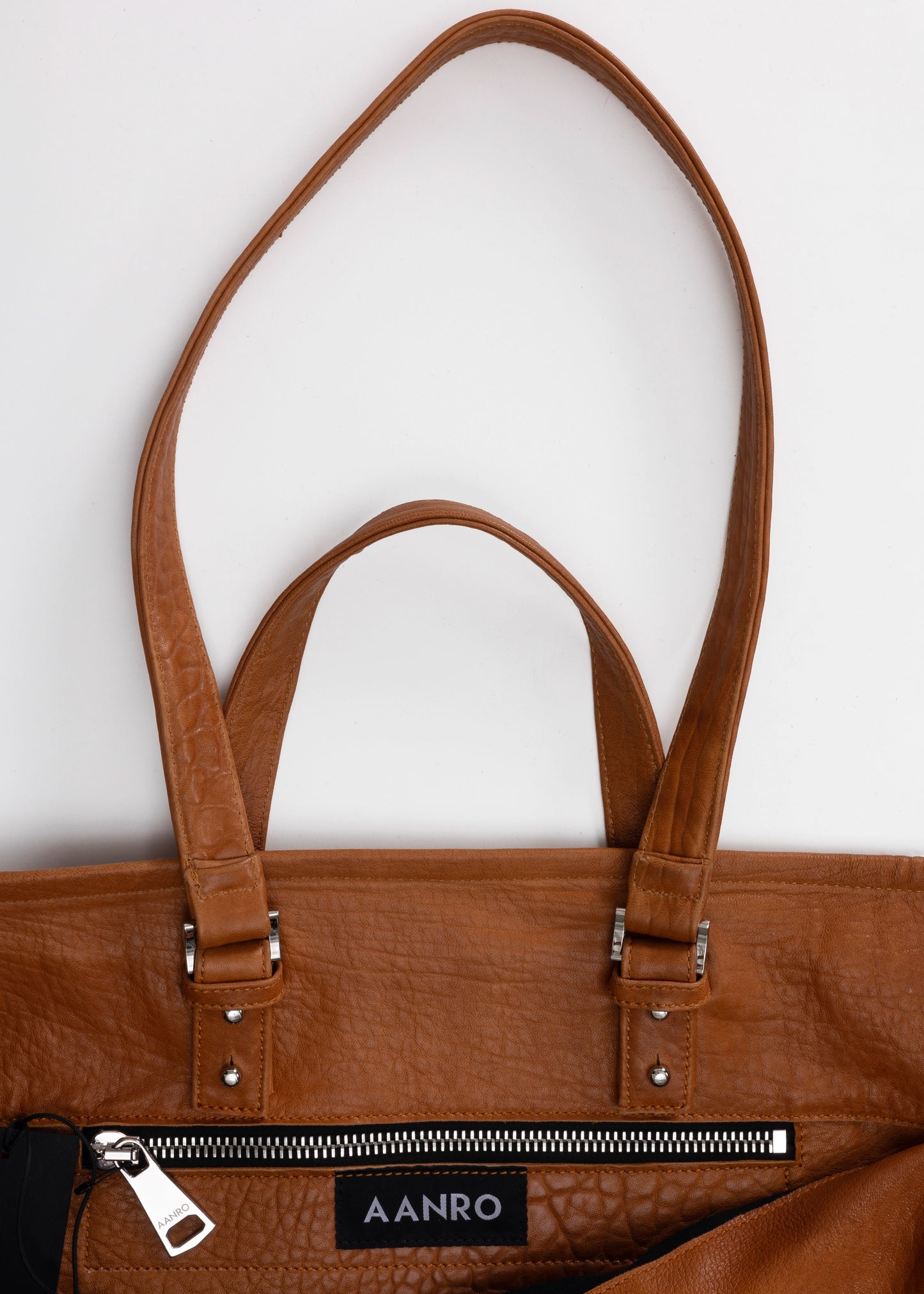 MOUFLON LEATHER BAG (Cognac)